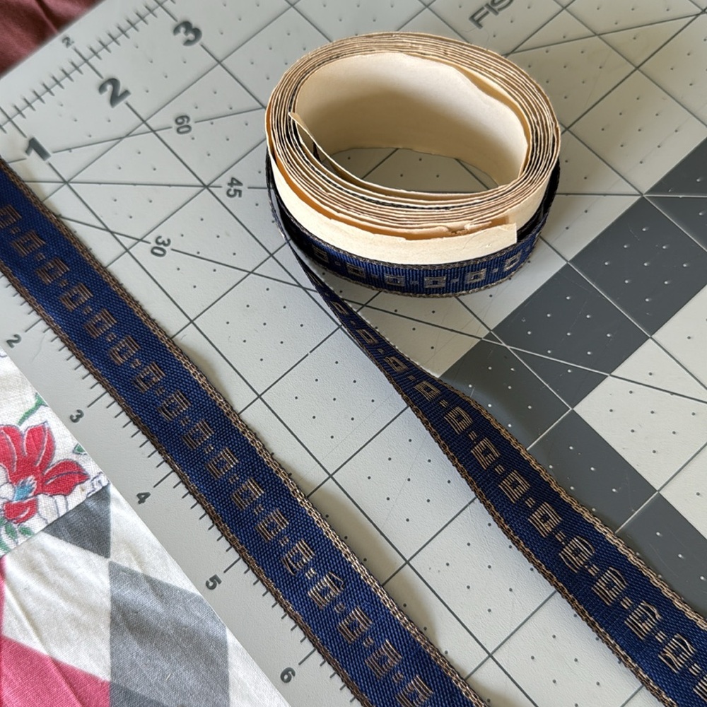 2.5 Yards Antique 1940s Navy & Gold Geometric Woven Trim – 5/8” Wide Ribbon